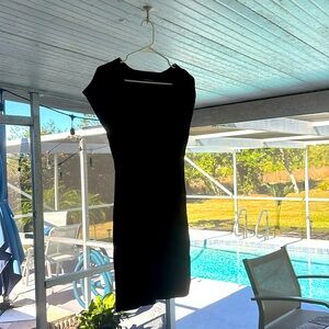 Bodycon stretch dress
Never worn